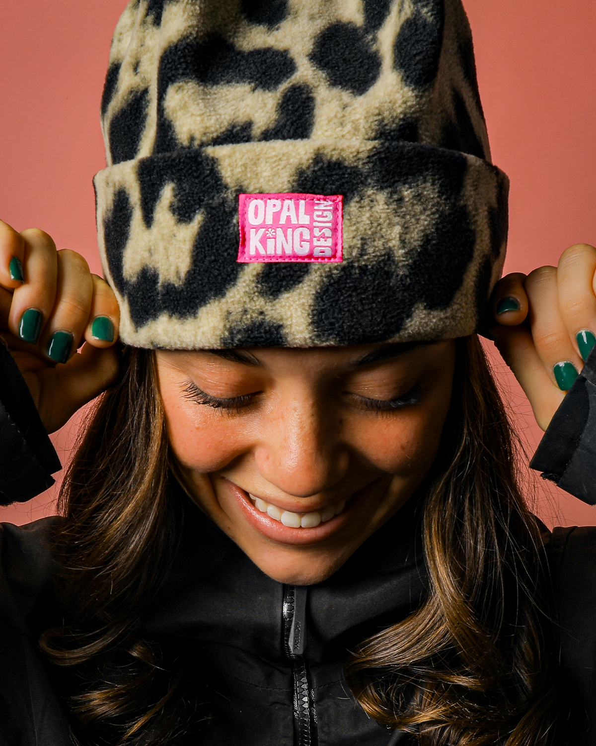 SNOW CHEETAH 4-POINT BEANIE