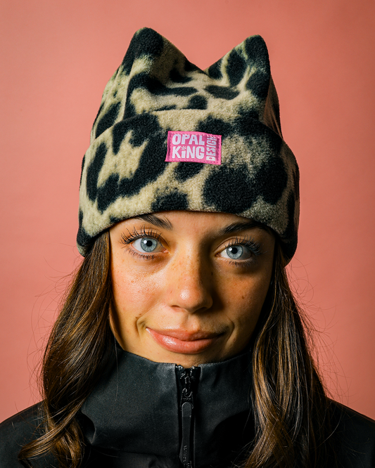 SNOW CHEETAH 4-POINT BEANIE