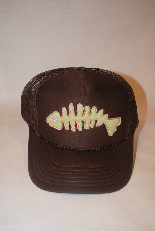 BROWN FISH SKELLY TRUCKER