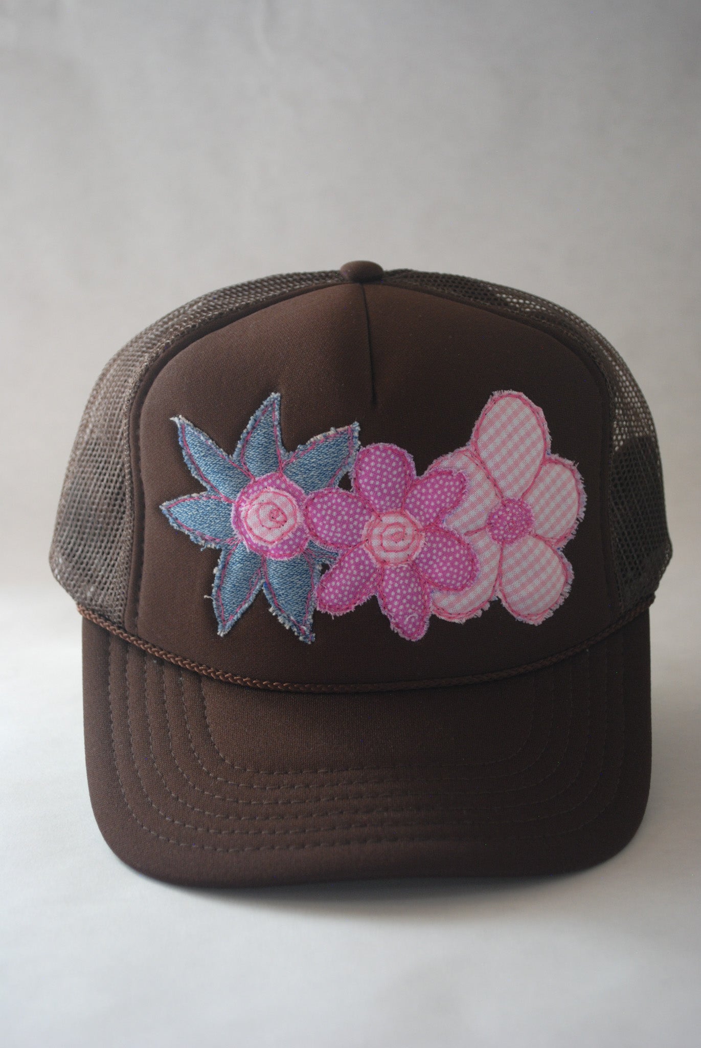 BROWN FLOWER GARDEN TRUCKER