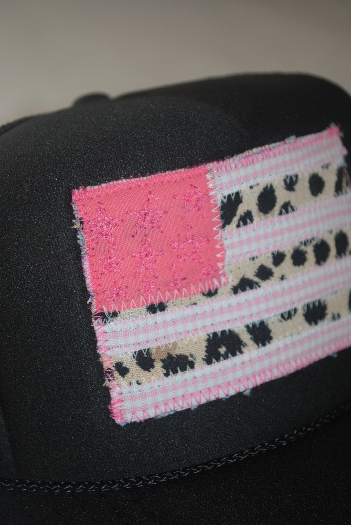 BLACK AMERICAN FLAG TRUCKER WITH CHEETAH & GINGHAM