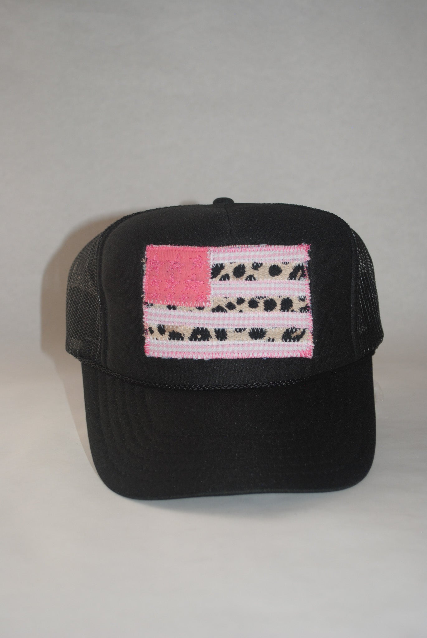 BLACK AMERICAN FLAG TRUCKER WITH CHEETAH & GINGHAM