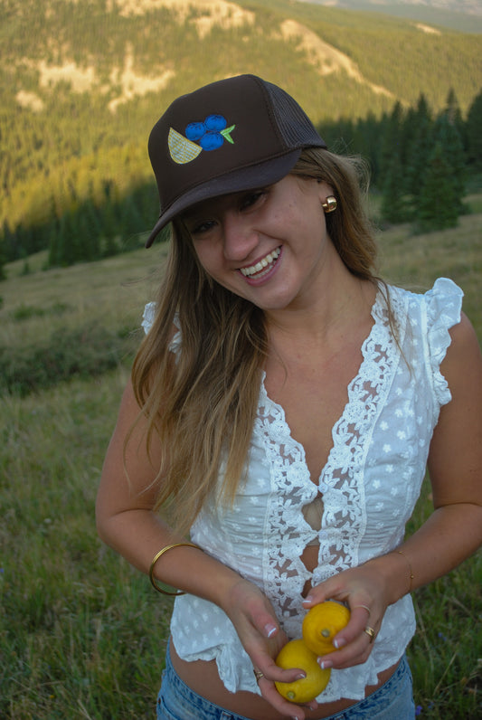 BROWN LEMON BLUEBERRY TRUCKER HAT