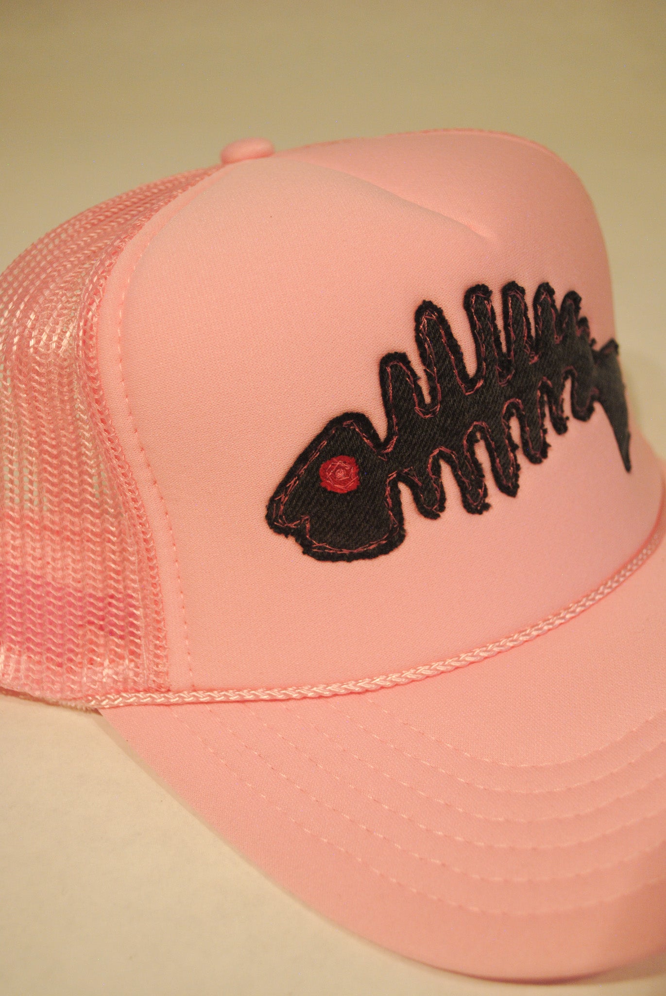 LIGHT PINK FISH SKELLY BLACK DENIM