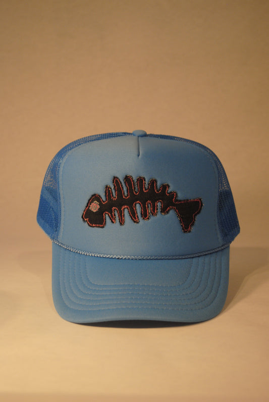 LIGHT BLUE FISH SKELLY TRUCKER